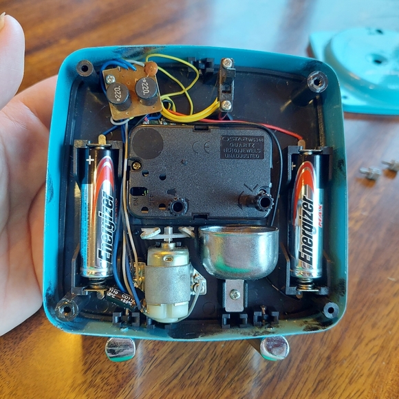 SpongeBob SquarePants Alarm Clock Analog Metal Retro 2005 Viacom - Picture 8 of 8